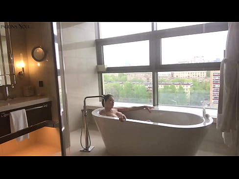 ❤️ Foshnjë e jashtëzakonshme që tund me pasion pidhin e saj në banjë ❤ Porno e bukur tek ne sq.xxx050890.ru ️❤